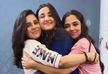 अपने करीबी दोस्तों के सात काम करने पे में बहुत खुश हु, कहती है अभिनेत्री रश्मि अगडेकर अपनी आने वाली वेबसीरिज़ ‘द इंटर्न २’. Very happy to see my close friends work together, says actress Rashmi Agdekar for her upcoming webseries 'The Intern 2'.