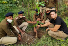 ग्रीनमैन विरल देसाई ने सीडीएस बिपिन रावत को दी अनूठी श्रद्धांजलि Green man Viral Desai pays unique tribute to CDS Bipin Rawat