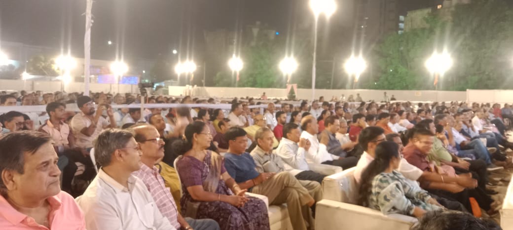 Ramlila Maidan echoed with the compositions of poets from all over the country.