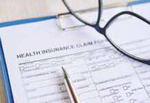 भारत में स्वास्थ्य बीमा दावे क्यों अस्वीकार होते हैं: वे गलतियाँ जो पॉलिसीधारक जाने-अनजाने में करते हैं